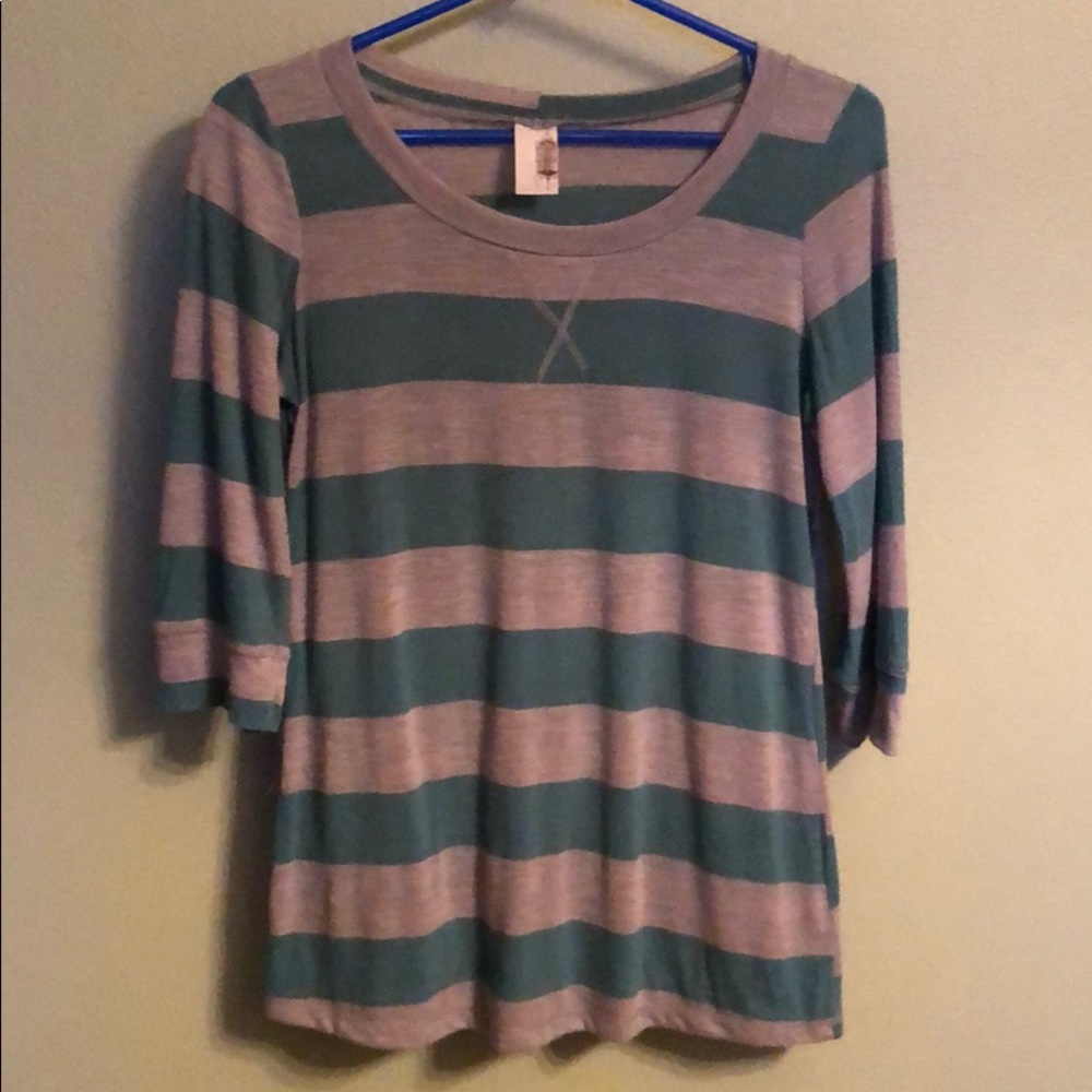 Striped 3/4 Sleeve Top